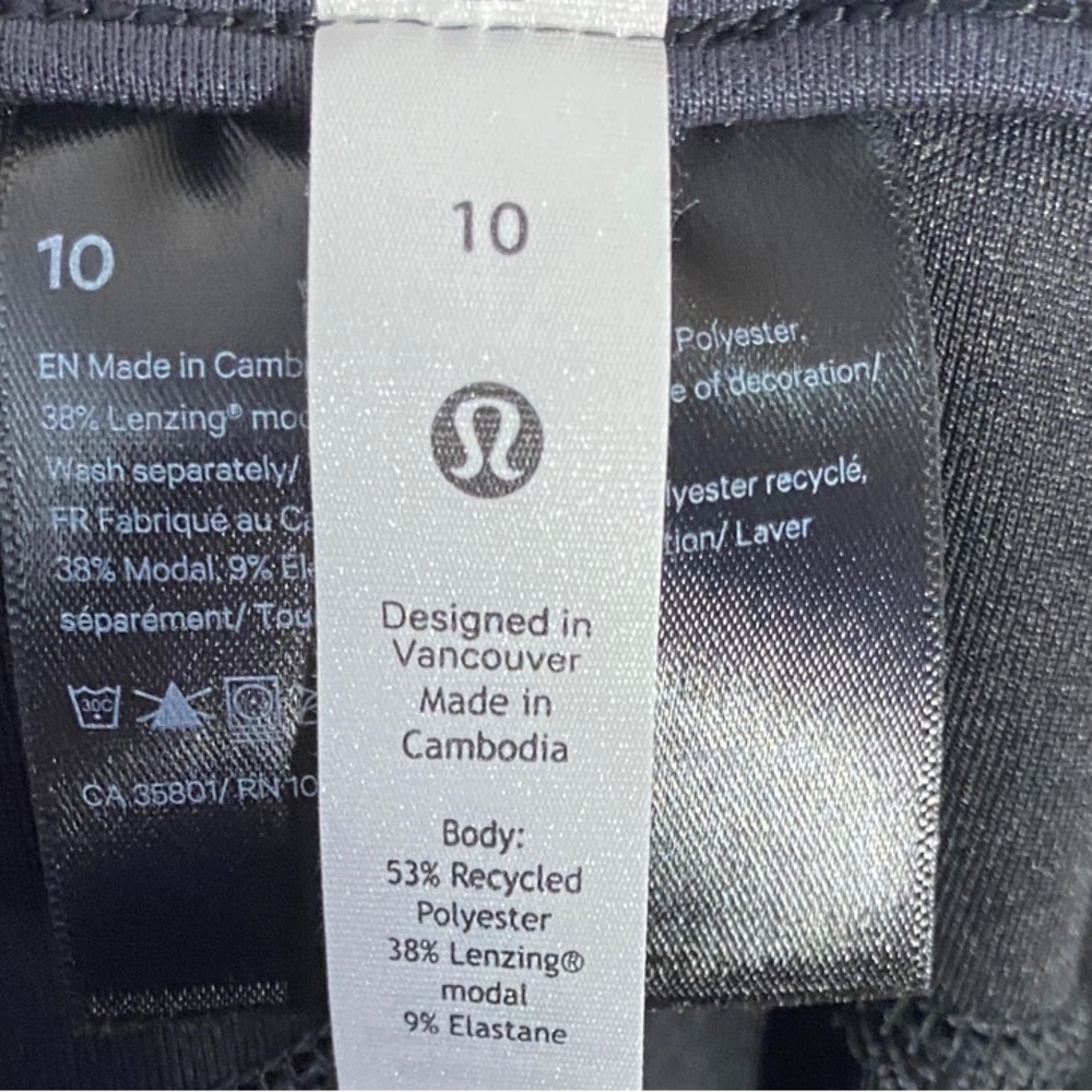 Lululemon Softstreme High-Rise Pant
Black, Size 10 - Picture 6 of 12
